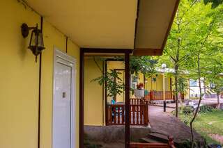 Дома для отпуска 23 persons Bungalow in nice complex for family Kamena Бунгало-10